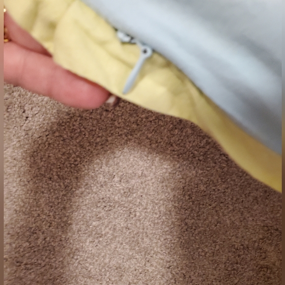 HOMESENSE-Giant pillow, Beautiful embroidered floral NWOT -24"×24" square - Picture 5 of 5